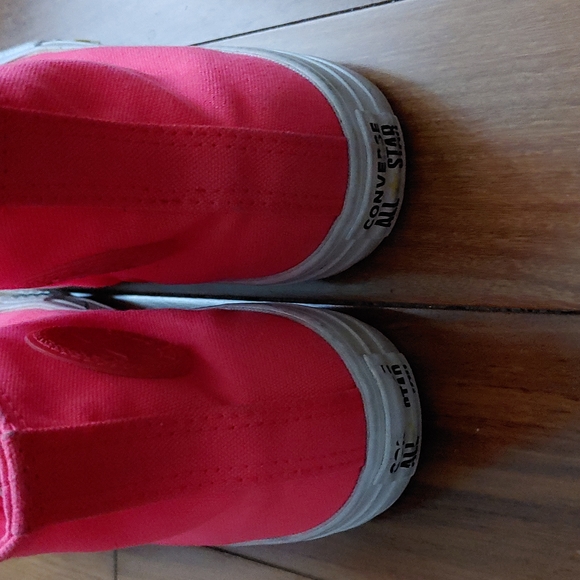 👧 Converse Girl's Hi-Top Sneakers - Picture 5 of 7